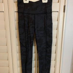 Black camo lululemon leggings